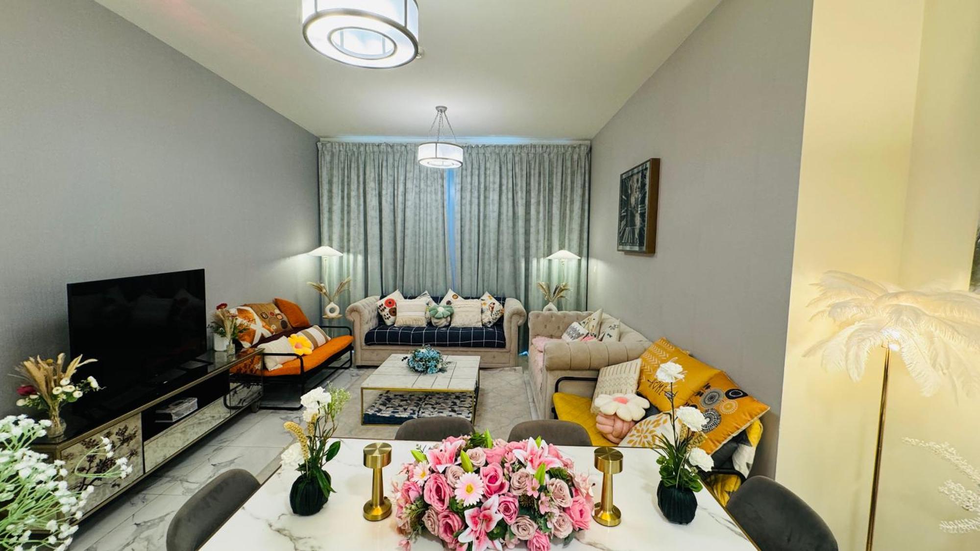 Luxurious Spacious With Breathtaking Views Spacious Burj View Luxury On High Floor Business Bay Downtown Apartment Dubai