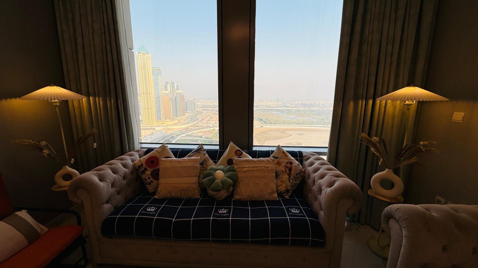 Luxurious Spacious With Breathtaking Views Spacious Burj View Luxury On High Floor Business Bay Downtown Apartment *