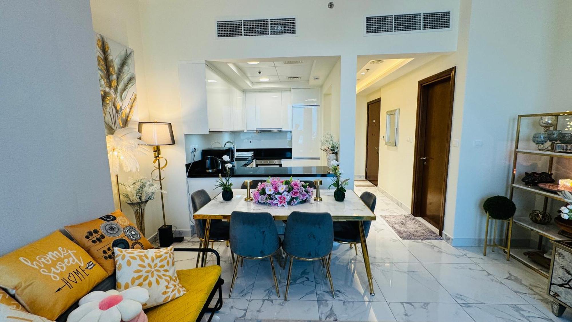 Luxurious Spacious With Breathtaking Views Spacious Burj View Luxury On High Floor Business Bay Downtown Apartment